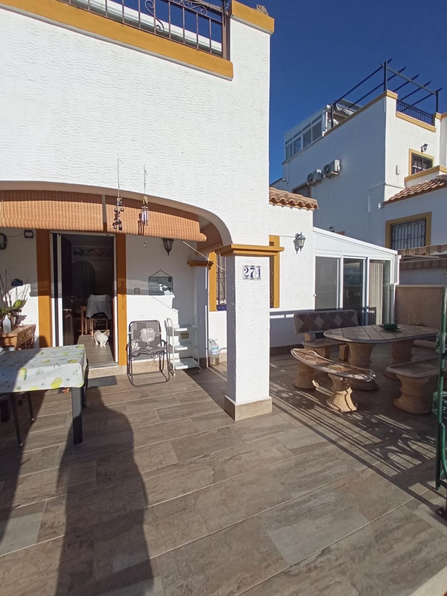 4 bedroom Terraced Villa for sale in San Fulgencio with pool garage - € 238,000 (Ref: 9748080)