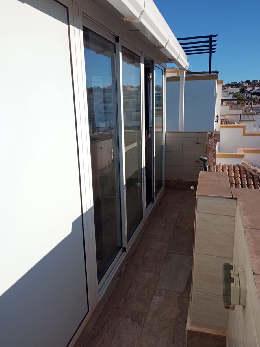 4 soveværelse Rækkehus til salg i San Fulgencio med swimmingpool garage - € 238.000 (Ref: 9748080)