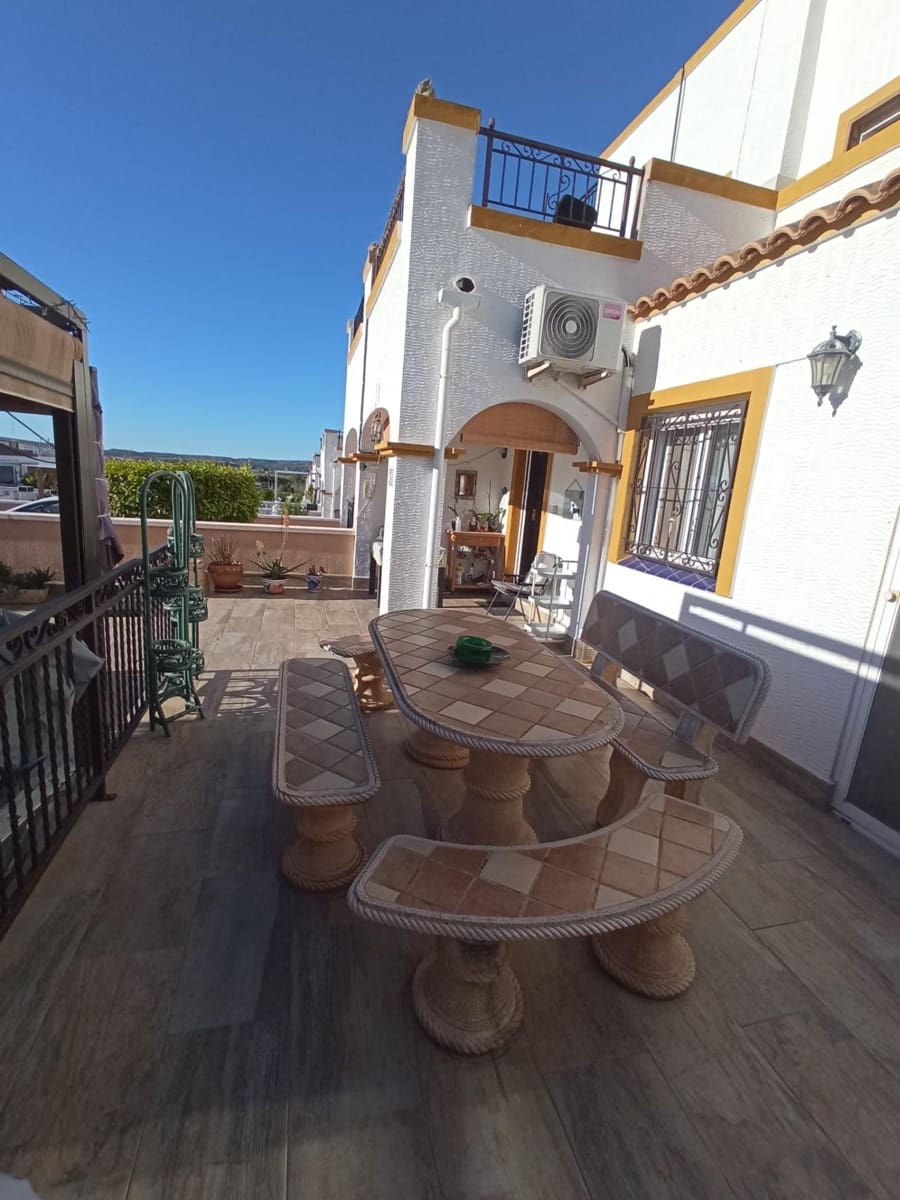 4 soveværelse Rækkehus til salg i San Fulgencio med swimmingpool garage - € 238.000 (Ref: 9748080)