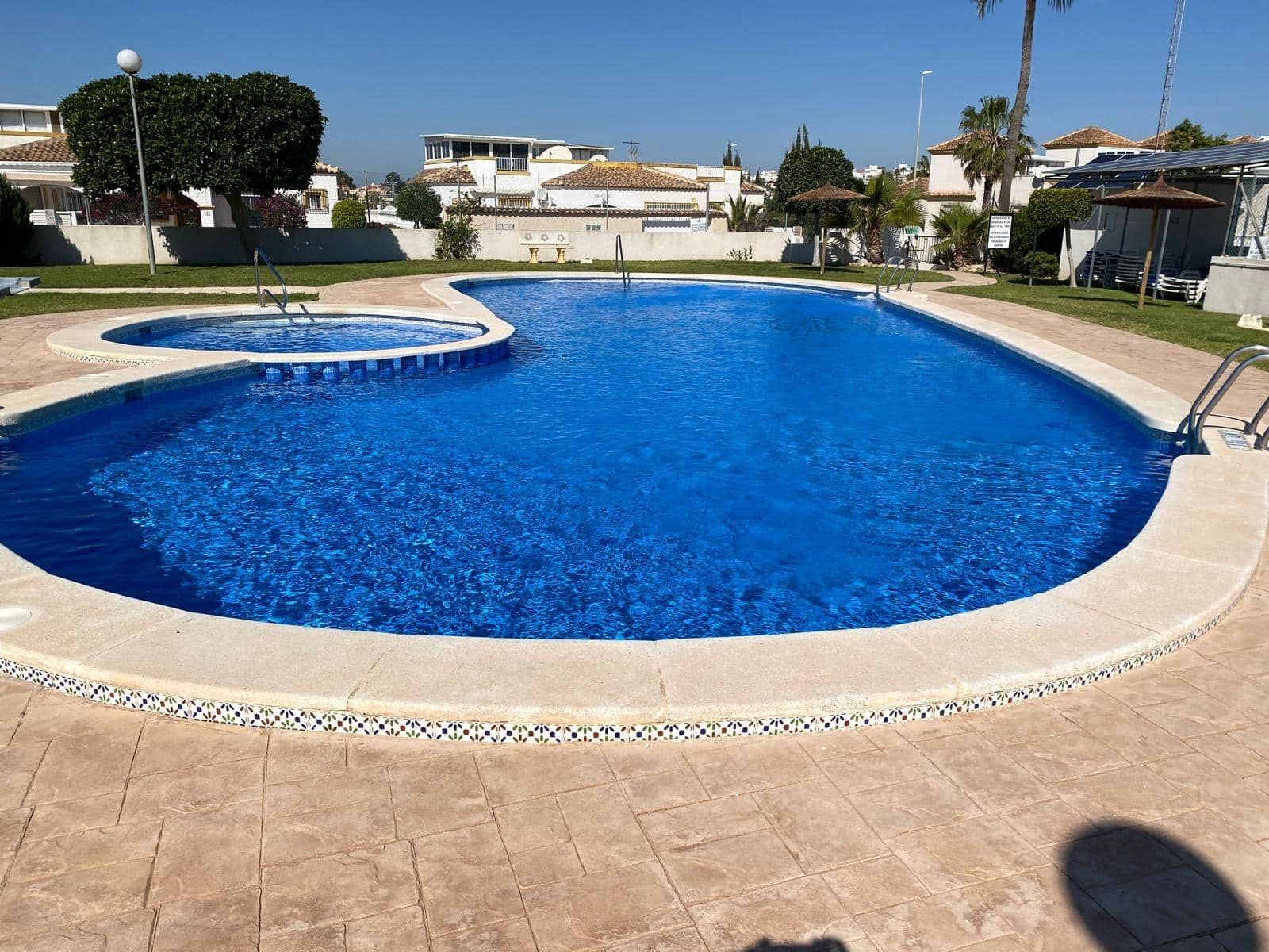 4 soveværelse Rækkehus til salg i San Fulgencio med swimmingpool garage - € 238.000 (Ref: 9748080)