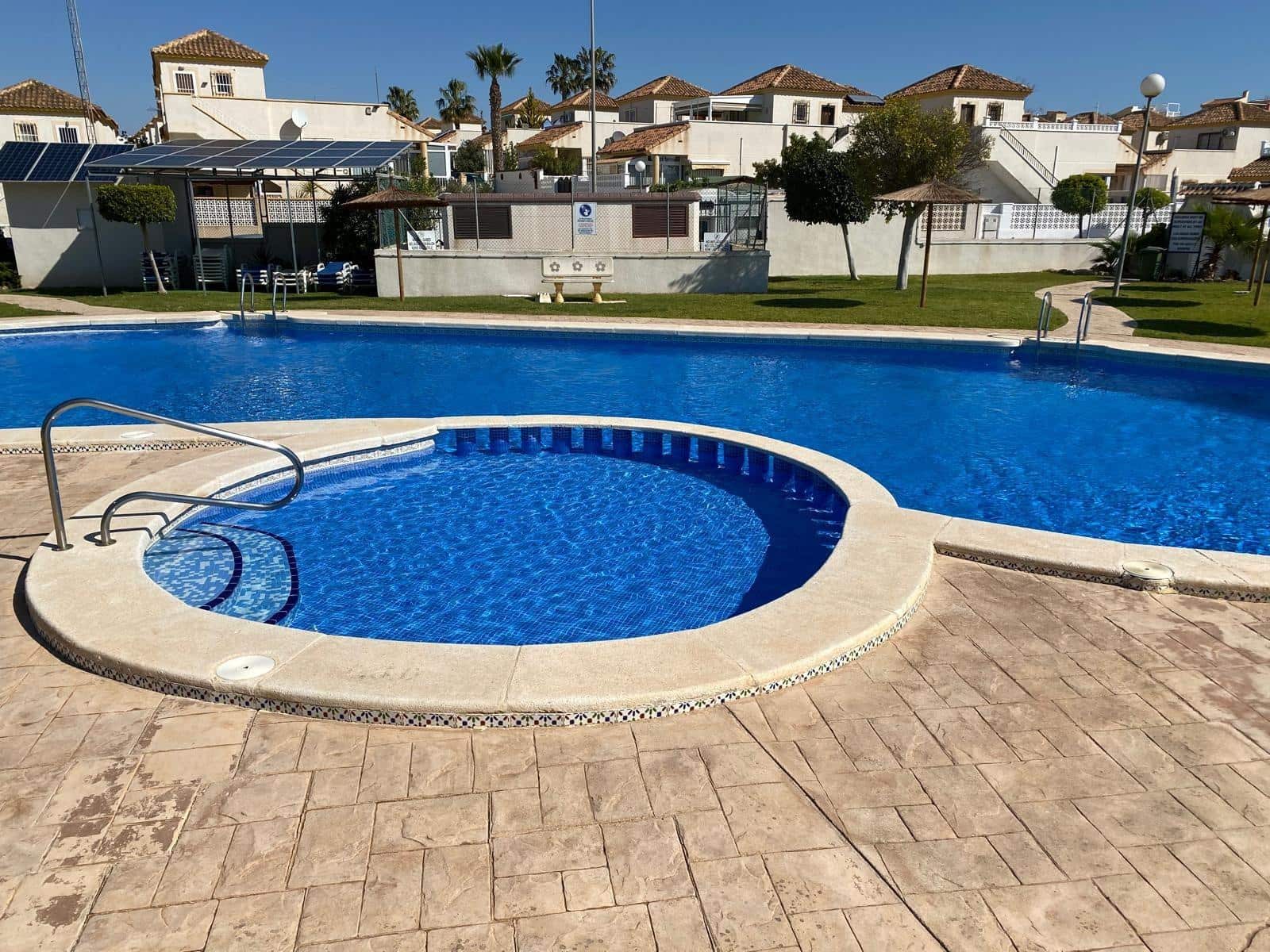 4 soveværelse Rækkehus til salg i San Fulgencio med swimmingpool garage - € 238.000 (Ref: 9748080)