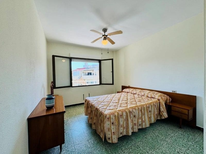 2 bedroom Apartment for sale in Torrevieja - € 154,000 (Ref: 9813838)