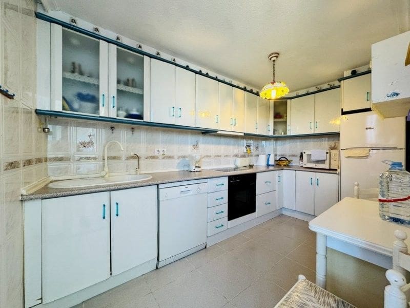 2 sypialnia Apartament na sprzedaż w Torrevieja - 149 000 € (Ref: 9820541)