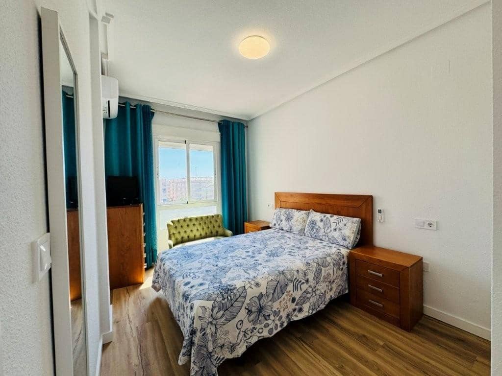 2 bedroom Apartment for sale in Guardamar del Segura with garage - € 169,000 (Ref: 9858123)