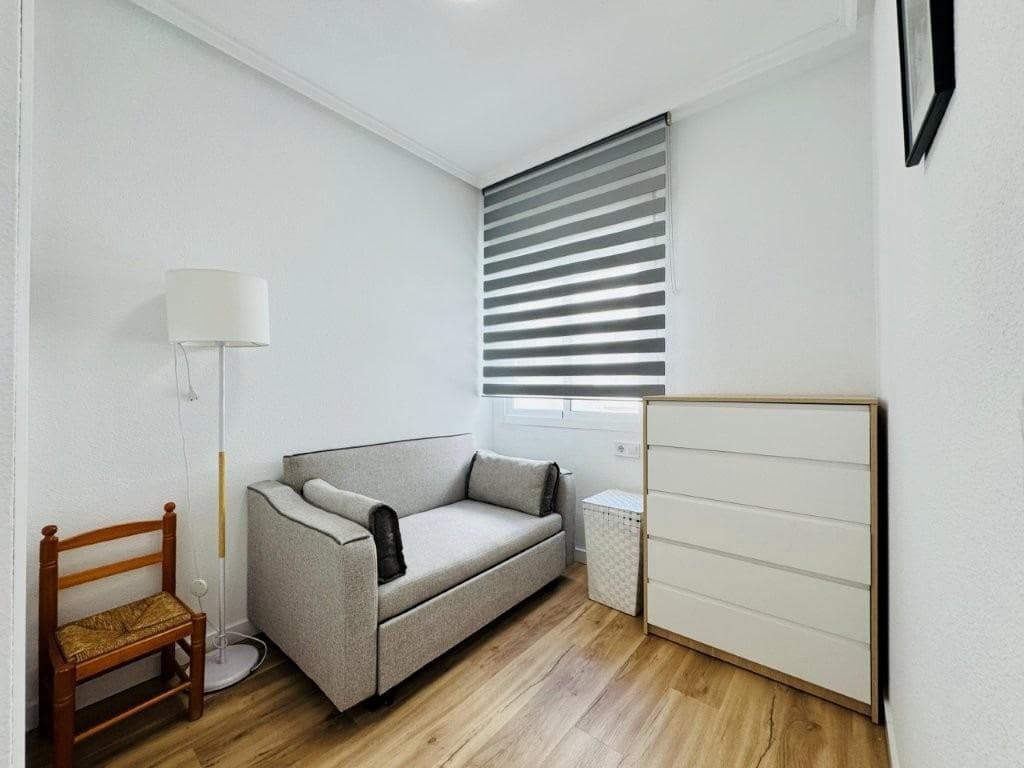 2 bedroom Apartment for sale in Guardamar del Segura with garage - € 169,000 (Ref: 9858123)
