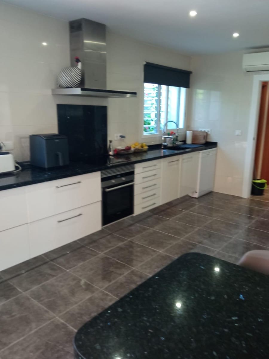 5 soveværelse Villa til salg i San Juan de Alicante / Sant Joan d'Alacant med swimmingpool garage - € 850.000 (Ref: 9920453)