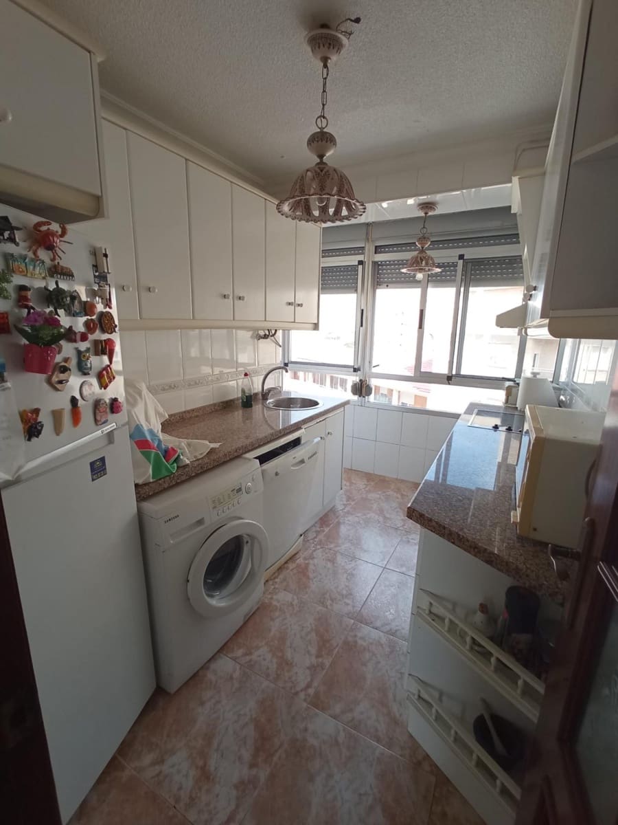 2 Zimmer Apartment zu verkaufen in Torrevieja - 139.000 € (Ref: 9970625)