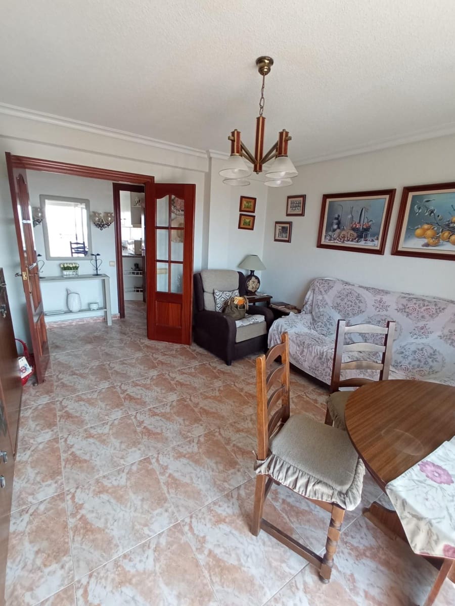2 Zimmer Apartment zu verkaufen in Torrevieja - 139.000 € (Ref: 9970625)