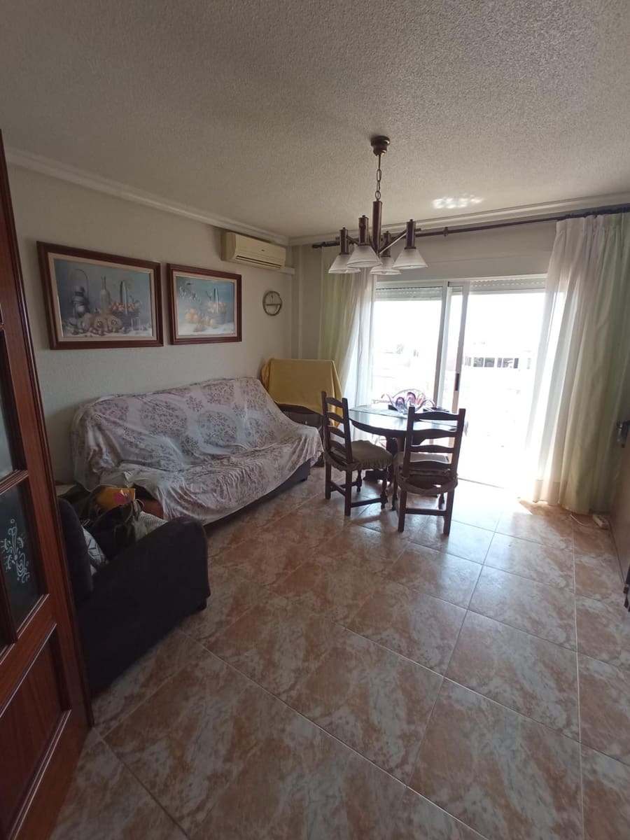 2 Zimmer Apartment zu verkaufen in Torrevieja - 139.000 € (Ref: 9970625)