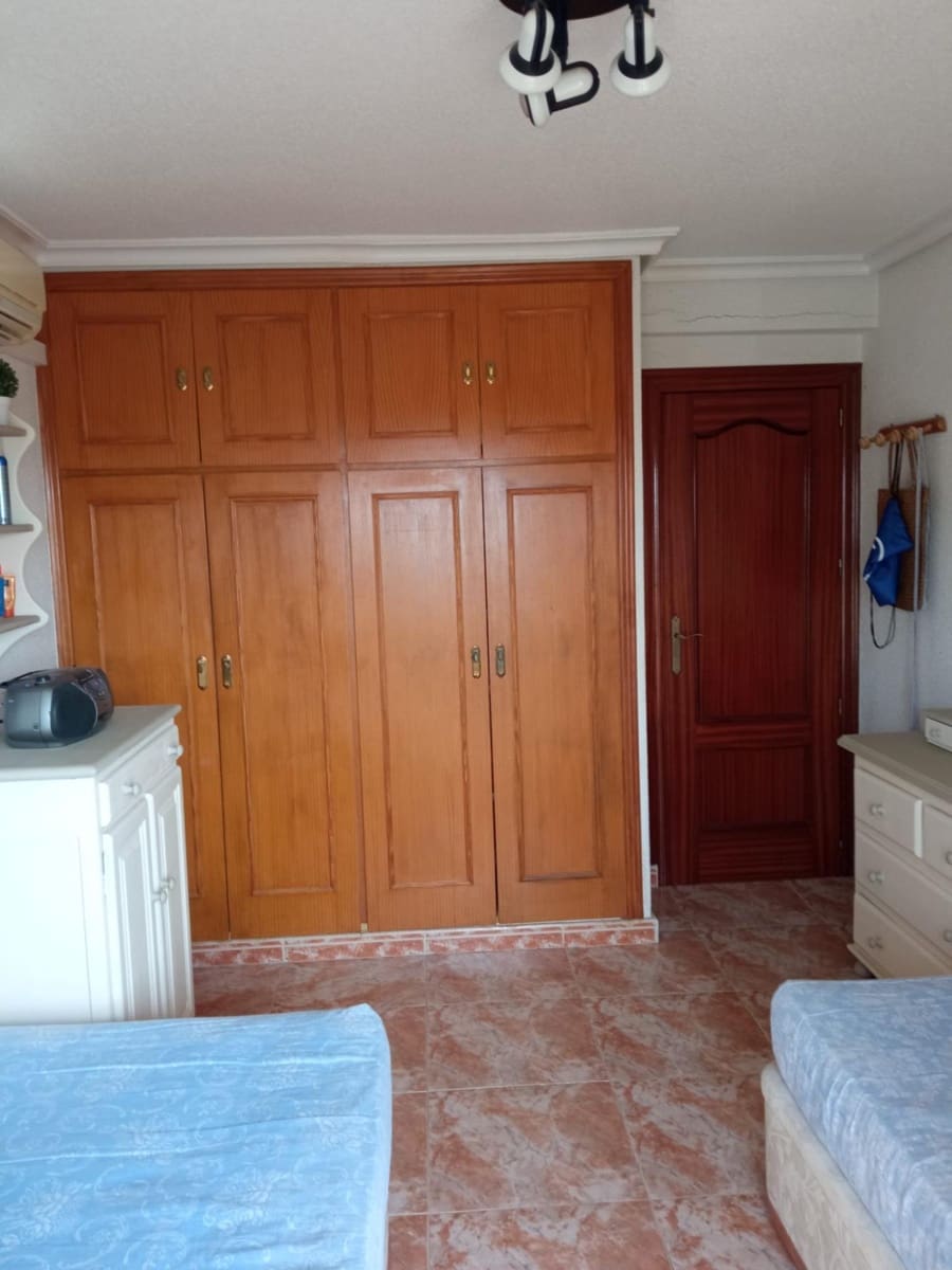 2 Zimmer Apartment zu verkaufen in Torrevieja - 139.000 € (Ref: 9970625)