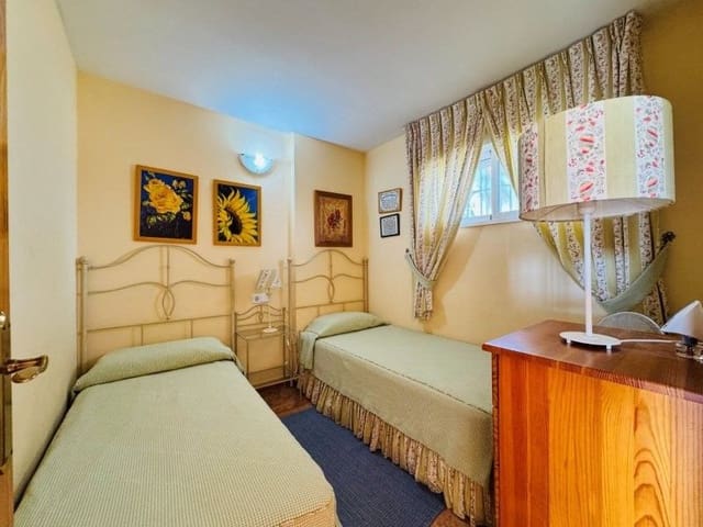 2 slaapkamer Appartement te koop in Playa del Cura, Torrevieja met zwembad garage - € 175.000 (Ref: 9995147)