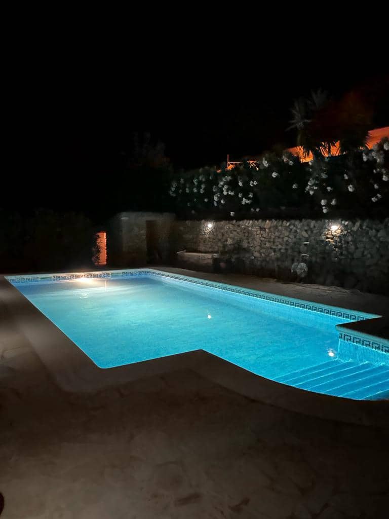 9 makuuhuone Majatalo/aamiaismajoitus myytävänä paikassa Calig mukana uima-altaan 
autotalli - 755 000 € (Ref: 7517493)