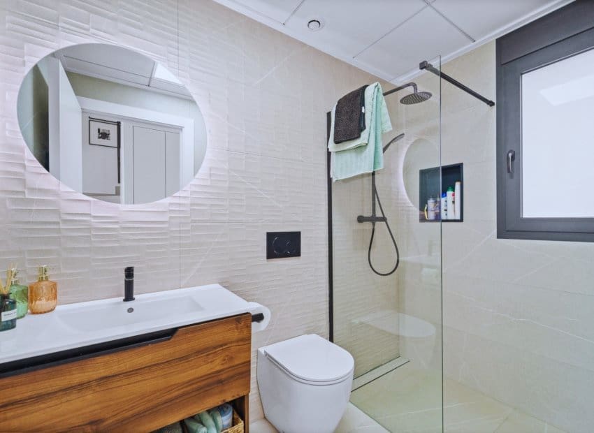 3 quarto Moradia para venda em Los Montesinos com piscina - 425 000 € (Ref: 10029090)