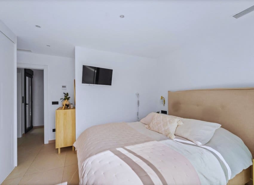 3 quarto Moradia para venda em Los Montesinos com piscina - 425 000 € (Ref: 10029090)