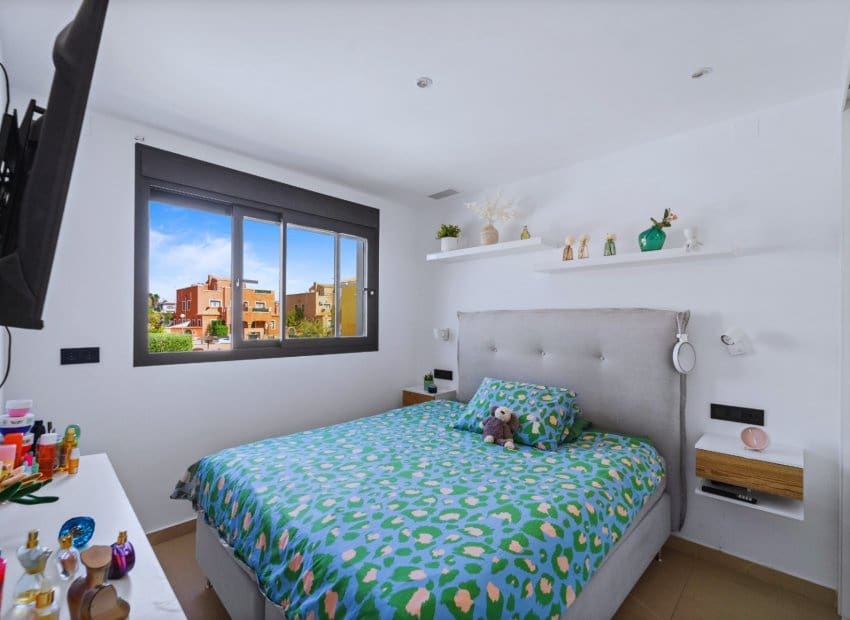 3 quarto Moradia para venda em Los Montesinos com piscina - 425 000 € (Ref: 10029090)