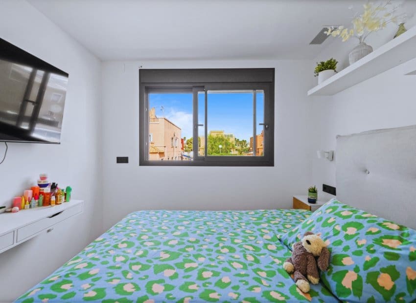 3 quarto Moradia para venda em Los Montesinos com piscina - 425 000 € (Ref: 10029090)