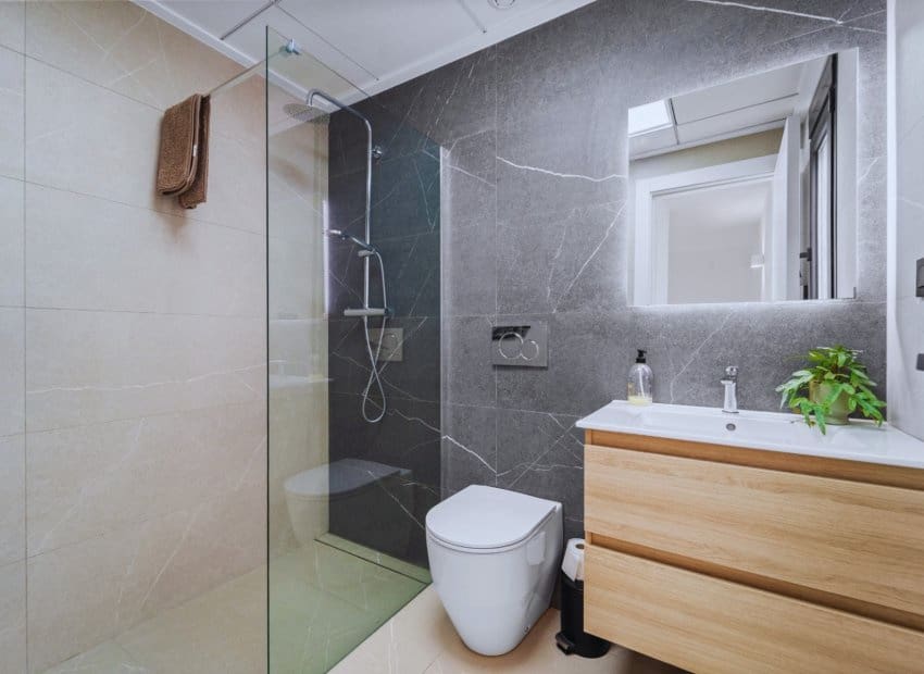 3 quarto Moradia para venda em Los Montesinos com piscina - 425 000 € (Ref: 10029090)