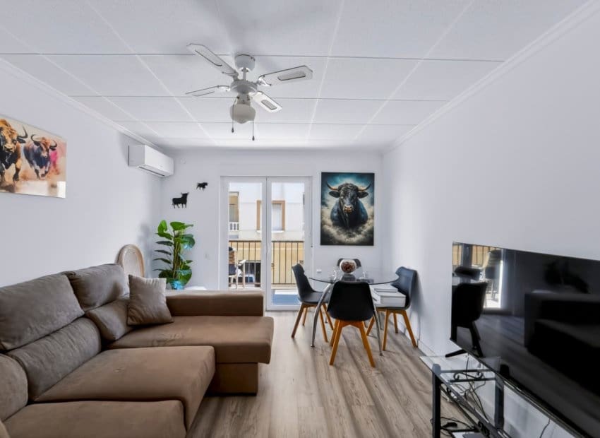 3 soverom Leilighet til salgs i Guardamar del Segura - € 187 500 (Ref: 10160322)
