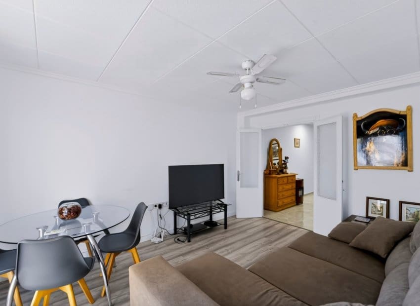 3 soverom Leilighet til salgs i Guardamar del Segura - € 187 500 (Ref: 10160322)