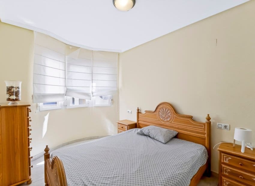 3 Zimmer Apartment zu verkaufen in Guardamar del Segura mit Pool - 269.900 € (Ref: 10168870)