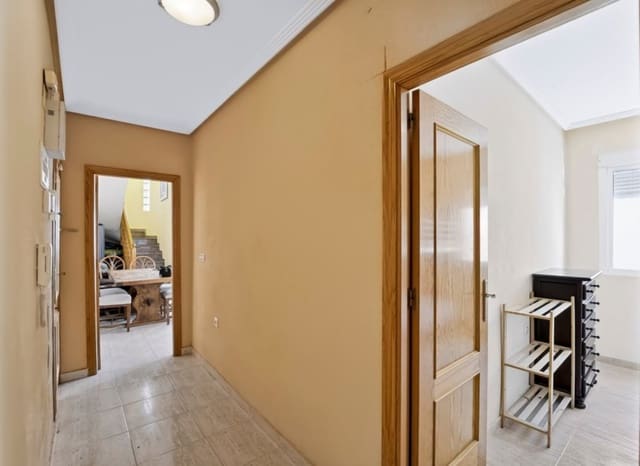 3 Zimmer Apartment zu verkaufen in El Moncayo - El Pòrtic, Guardamar del Segura mit Pool - 269.900 € (Ref: 10168870)