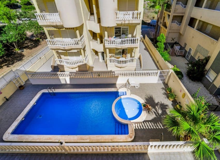 3 Zimmer Apartment zu verkaufen in Guardamar del Segura mit Pool - 269.900 € (Ref: 10168870)