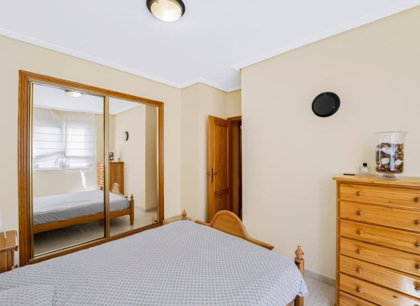 3 Zimmer Apartment zu verkaufen in Guardamar del Segura mit Pool - 269.900 € (Ref: 10168870)