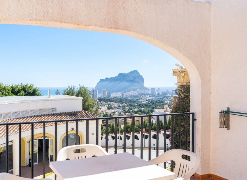 Apartamento de 2 habitaciones en Calpe / Calp en venta con piscina garaje - 240.000 € (Ref: 10168871)