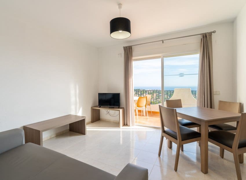 Apartamento de 2 habitaciones en Calpe / Calp en venta con piscina garaje - 240.000 € (Ref: 10168871)