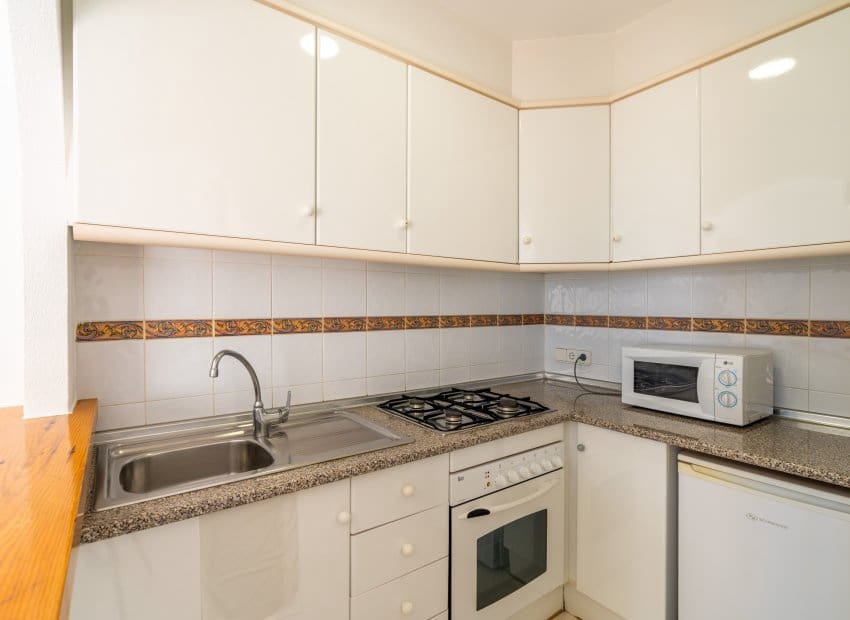 Apartamento de 2 habitaciones en Calpe / Calp en venta con piscina garaje - 240.000 € (Ref: 10168871)