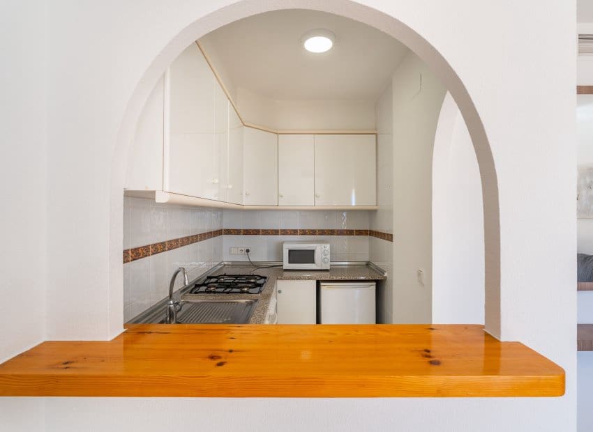 Apartamento de 2 habitaciones en Calpe / Calp en venta con piscina garaje - 240.000 € (Ref: 10168871)