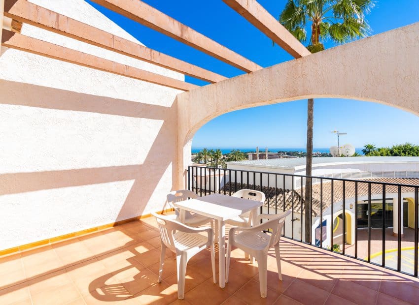 Apartamento de 2 habitaciones en Calpe / Calp en venta con piscina garaje - 240.000 € (Ref: 10168871)