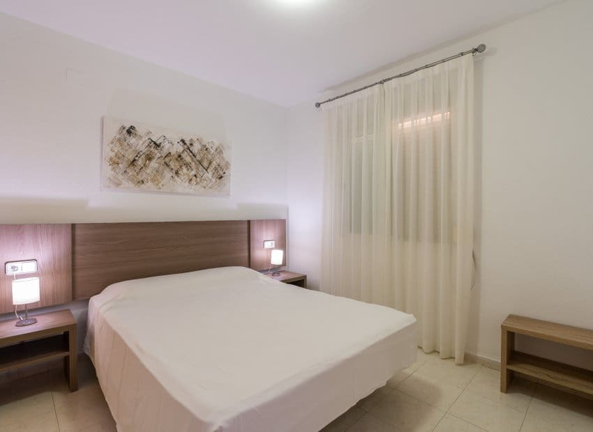 Apartamento de 2 habitaciones en Calpe / Calp en venta con piscina garaje - 240.000 € (Ref: 10168871)