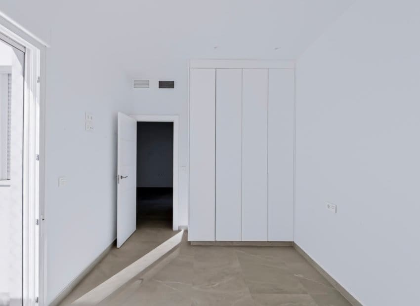 Apartamento de 2 habitaciones en San Pedro del Pinatar en venta con piscina garaje - 249.000 € (Ref: 10168875)