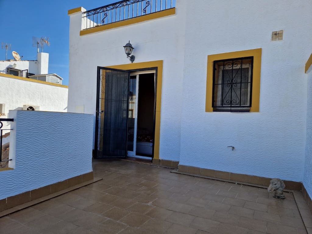 3 bedroom Townhouse for sale in La Florida, Orihuela with pool garage