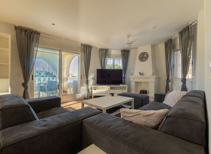 5 soveværelse Villa til salg i Benijofar med swimmingpool - € 495.000 (Ref: 8696034)