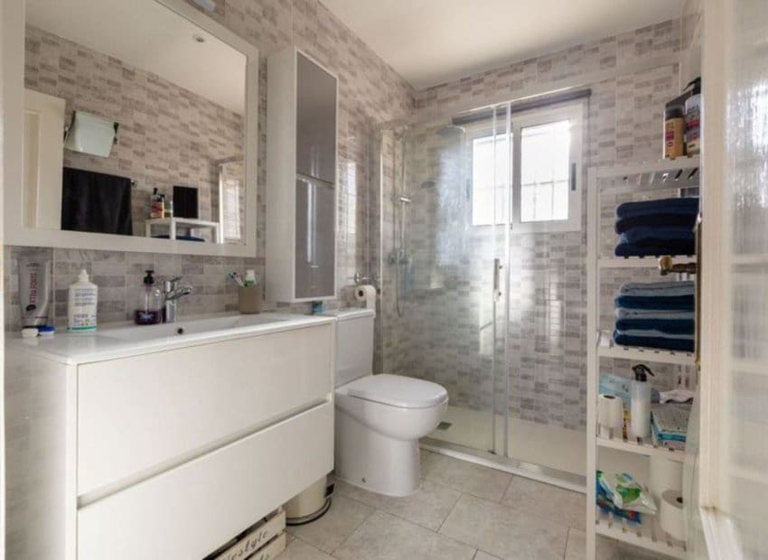 5 soveværelse Villa til salg i Benijofar med swimmingpool - € 495.000 (Ref: 8696034)