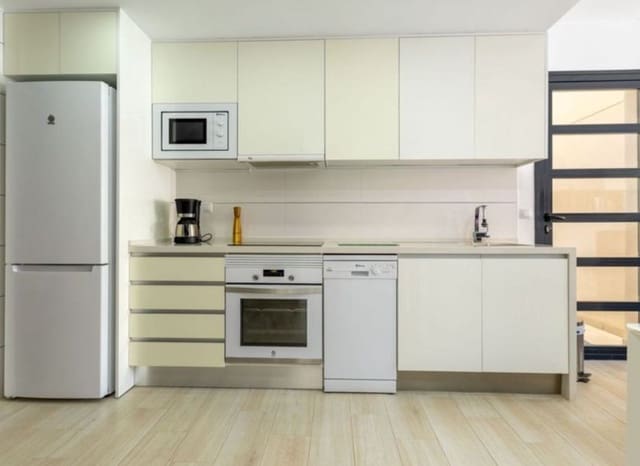 2 makuuhuone Huoneisto myytävänä paikassa Villamartin, Orihuela mukana uima-altaan 
autotalli - 225 000 € (Ref: 8756531)