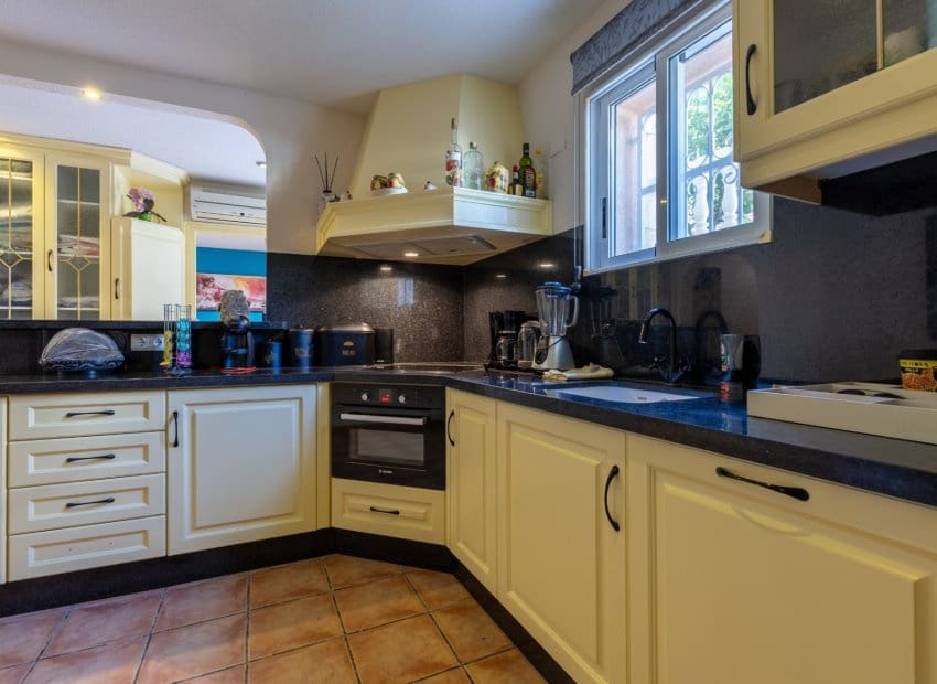 5 sypialnia Willa na sprzedaż w Benijofar z basenem - 498 000 € (Ref: 9031058)