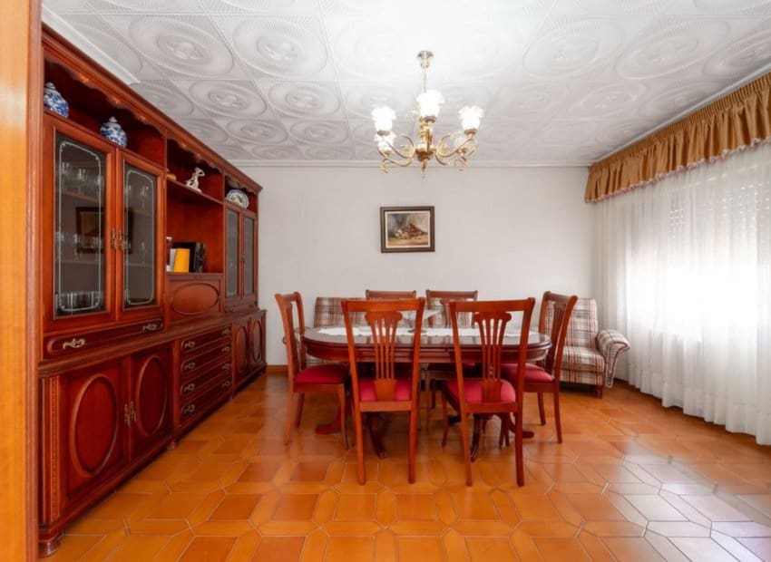 4 soverom Villa til salgs i Salinas med garasje - € 210 000 (Ref: 9112952)