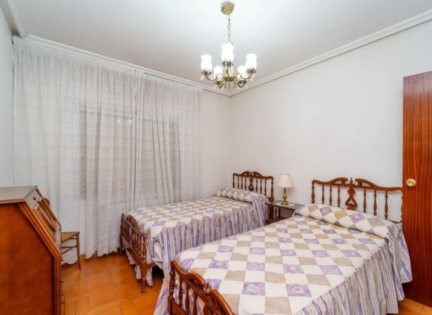 4 soverom Villa til salgs i Salinas med garasje - € 210 000 (Ref: 9112952)