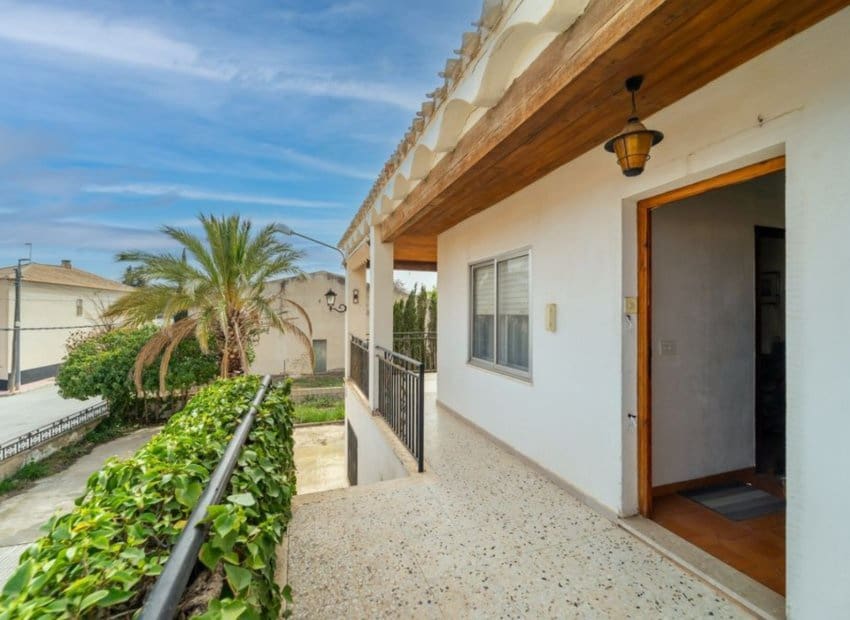 4 soverom Villa til salgs i Salinas med garasje - € 210 000 (Ref: 9112952)