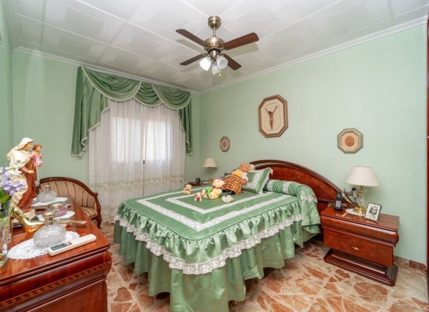 3 soverom Leilighet til salgs i Alicante by - € 150 000 (Ref: 9113397)