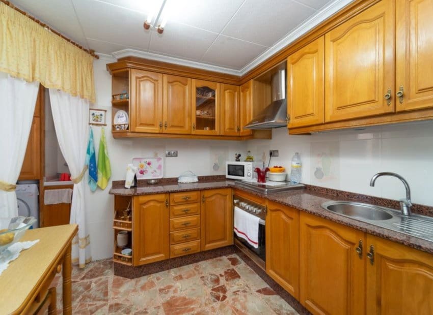 3 soverom Leilighet til salgs i Alicante by - € 150 000 (Ref: 9113397)