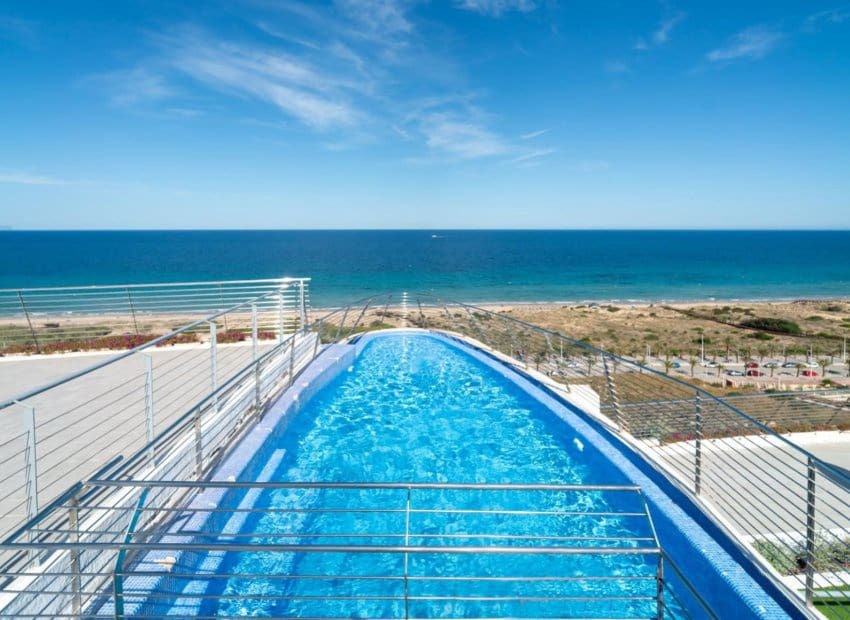 2 bedroom Beach Apartment for sale in Arenales del Sol with pool garage - € 520,000 (Ref: 9187772)