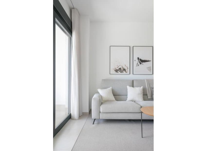 2 soveværelse Lejlighed til salg i Torrevieja med swimmingpool - € 285.000 (Ref: 9189249)