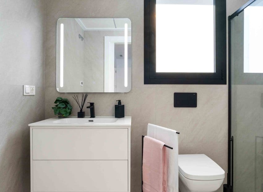 3 bedroom Villa for sale in Rojales with pool - € 549,000 (Ref: 9189255)