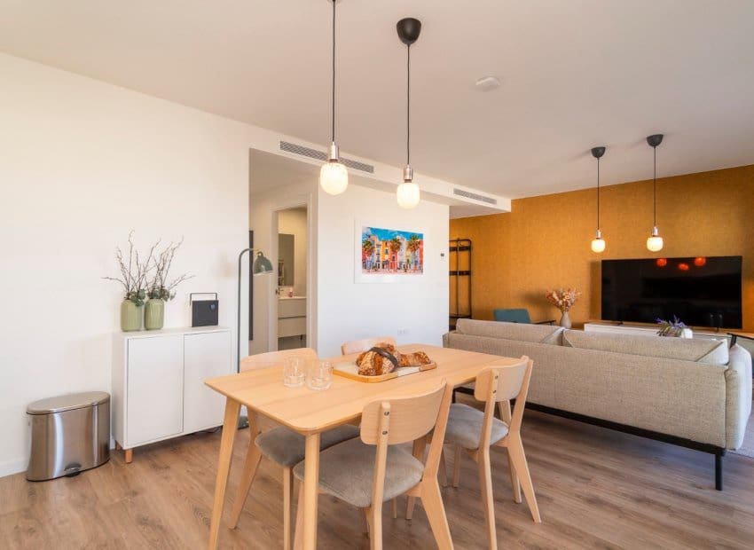 2 bedroom Apartment for sale in Finestrat with pool - € 345,000 (Ref: 9494191)