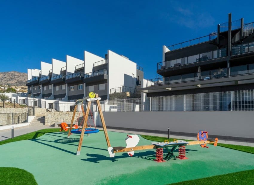 2 bedroom Apartment for sale in Finestrat with pool - € 345,000 (Ref: 9494191)