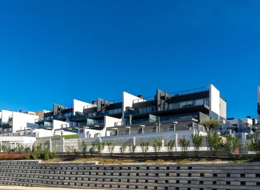 2 bedroom Apartment for sale in Finestrat with pool - € 345,000 (Ref: 9494191)